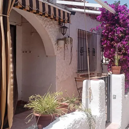 Pueblo Espanol 아파트